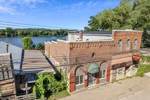 121 S Main St, Fountain City, WI 54629 - Photo 4