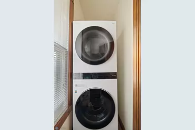 911 8th Street S, Fargo,  58103 - Photo 18