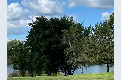 1740 Bay Oaks Drive, Albert Lea, MN 56007 - Photo 2