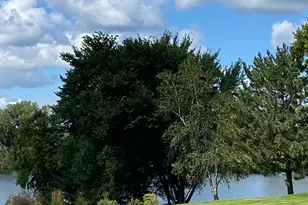 1740 Bay Oaks Dr, Albert Lea, MN 56007 - Photo 2