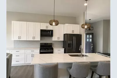 1740 Bay Oaks Drive, Albert Lea, MN 56007 - Photo 10