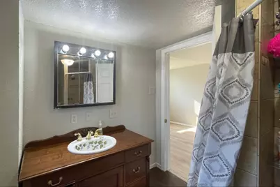 245 3rd Avenue SE, Wells, MN 56097 - Photo 16