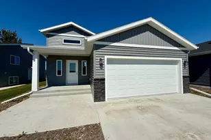 1844 44th Ave S, Moorhead, MN 56560 - Photo 1