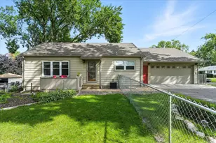 685 49th Ave NE, Columbia Heights, MN 55421 - Photo 1