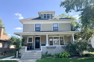 1310 7th Ave, Worthington, MN 56187 - Photo 2