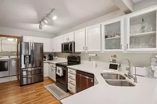 2179 Charismatic Dr, Shakopee, MN 55379 - Photo 14