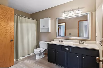 7275 Pontiac Circle, Chanhassen, MN 55317 - Photo 22