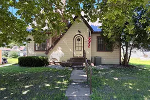 409 Vernon Ave, Morgan, MN 56266 - Photo 1