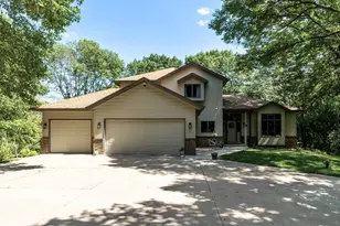 13756 Skyline Cir, Shakopee, MN 55379 - Photo 1