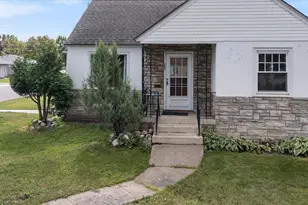 802 6th St S, Virginia, MN 55792 - Photo 10