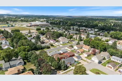 802 6th St S, Virginia, MN 55792 - Photo 4