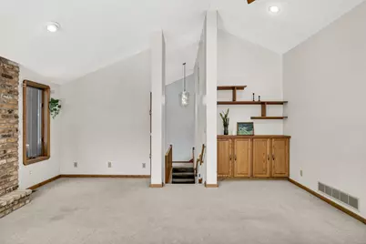 1054 Cottonwood Drive, Hudson, WI 54016 - Photo 8