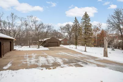 1054 Cottonwood Drive, Hudson, WI 54016 - Photo 32