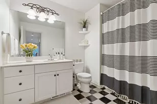 1760 Waterford Ct, Golden Valley, MN 55422 - Photo 36