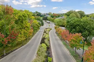 1760 Waterford Ct, Golden Valley, MN 55422 - Photo 72