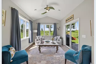 8762 Irving Boulevard N, Lake Elmo, MN 55042 - Photo 10