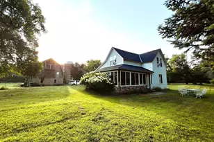 9055 295th Ave NW, Princeton, MN 55371 - Photo 1