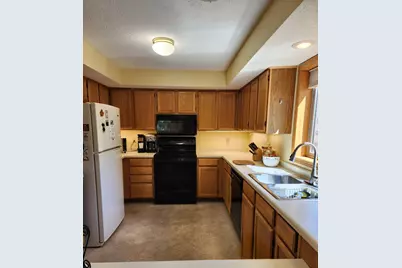 520 5th Street SW #219, Willmar, MN 56201 - Photo 8