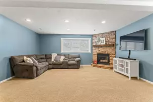 6247 Fairway Dr NW, Rochester, MN 55901 - Photo 20