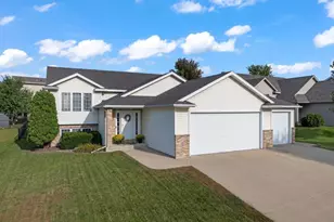 6247 Fairway Dr NW, Rochester, MN 55901 - Photo 2