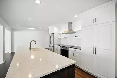 2207 5th Avenue NW, Austin, MN 55912 - Photo 8