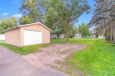630 3rd Avenue SW, Cambridge, MN 55008 - Photo 1