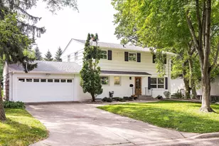 2124 Hoyt Ave W, Saint Paul, MN 55108 - Photo 1