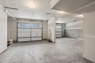 2817 Victoria St N, Roseville, MN 55113 - Photo 46