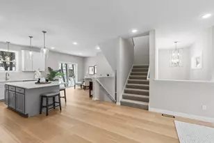 2817 Victoria St N, Roseville, MN 55113 - Photo 2