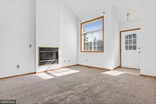 1870 Donegal Dr, Woodbury, MN 55125 - Photo 2