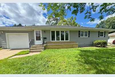 7213 Grimes Avenue N, Brooklyn Center, MN 55429 - Photo 1