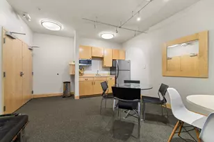 270 4th St E, Saint Paul, MN 55101 - Photo 22