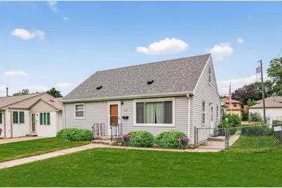 5227 5th Street NE, Columbia Heights, MN 55421 - Photo 2