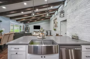 223 Oak Knoll Ct, Blue Earth, MN 56013 - Photo 10