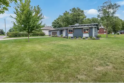 223 Oak Knoll Court, Blue Earth, MN 56013 - Photo 40