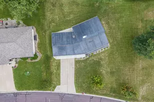 223 Oak Knoll Ct, Blue Earth, MN 56013 - Photo 46