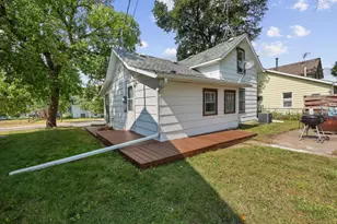 424 23rd Ave N, Saint Cloud, MN 56303 - Photo 2