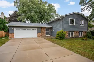 125 9th Ave NE, Osseo, MN 55369 - Photo 1