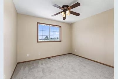 401 19th Place SE, Cambridge, MN 55008 - Photo 24
