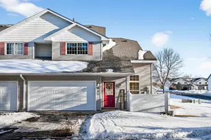 401 19th Pl SE, Cambridge, MN 55008 - Photo 1