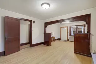 1078 Thomas Ave, Saint Paul, MN 55104 - Photo 4