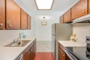 3421 Kent St, Shoreview, MN 55126 - Photo 4