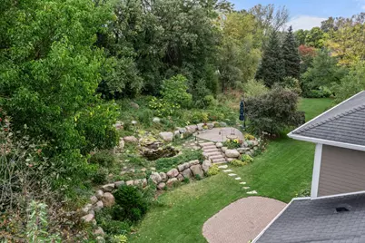 2360 Apache Court, Mendota Heights, MN 55120 - Photo 66