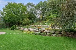 2360 Apache Ct, Mendota Heights, MN 55120 - Photo 64