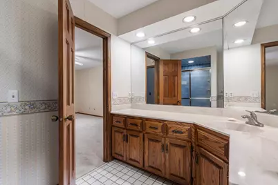 2360 Apache Court, Mendota Heights, MN 55120 - Photo 36