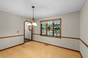 2360 Apache Ct, Mendota Heights, MN 55120 - Photo 24