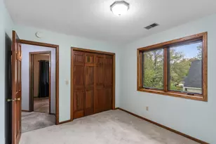 2360 Apache Ct, Mendota Heights, MN 55120 - Photo 44