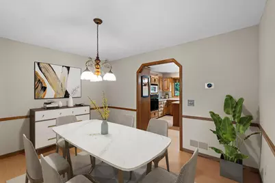 2360 Apache Court, Mendota Heights, MN 55120 - Photo 22