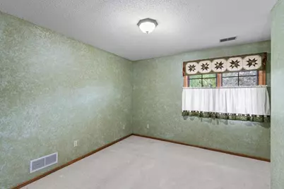 2360 Apache Court, Mendota Heights, MN 55120 - Photo 38