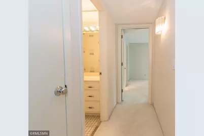 3020 Saint Albans Mill Road #312, Hopkins, MN 55305 - Photo 10